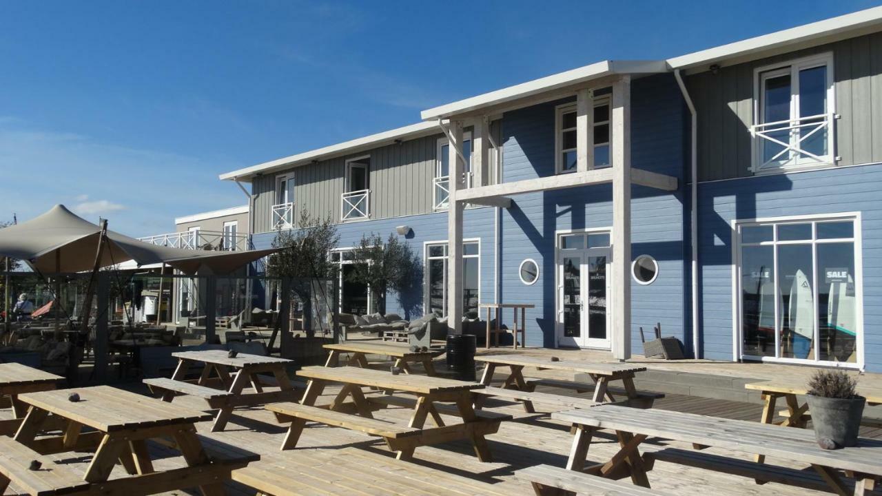 Beach Hotel Oostvoorne Eksteriør billede